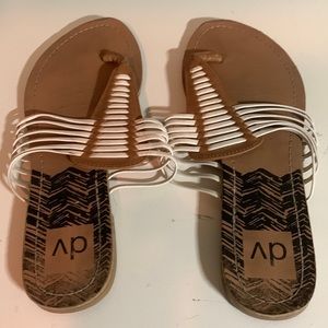 dv flat sandals, Womens 8